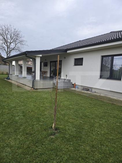Casa 3 camere, 200 mp, Lazuri - 2