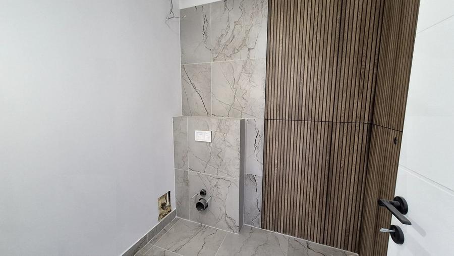 Apartament cu 4 camere 125 mp (4 garsoniere) la cheie + 60 mp pod - Busteni