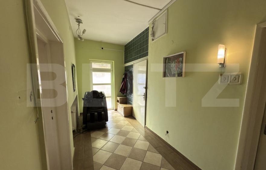 Apartament cu 5 camere, 143 mp, zona Centrala