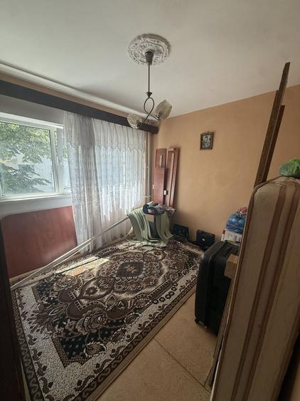 De vânzare apartament 2 camere decomandat 57 mp et 3