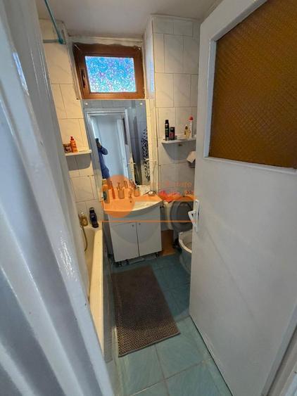 Apartament cu 3 camere in zona Giulesti