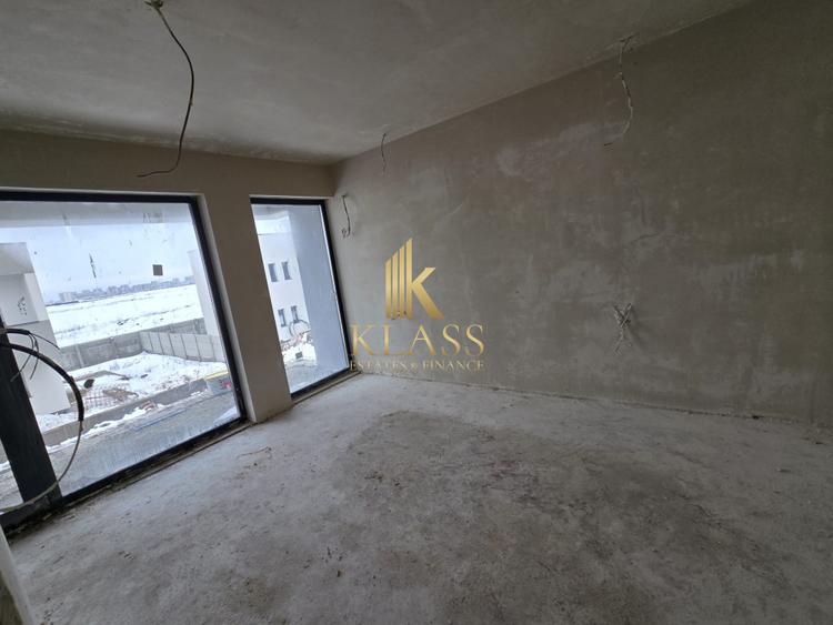 Vila 5 camere Tunari de vanzare
