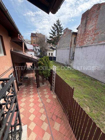Proprietate cu caracter – Vilă individuală în Sector 4, Str. Lămâiței l - 24