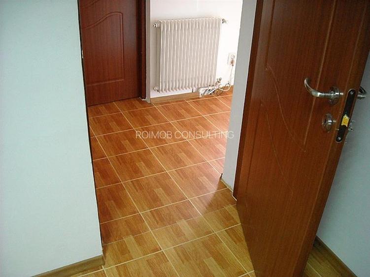 Piata Alba Iulia, vila P+1, 6 camere, curte 110mp - 5