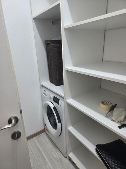 Vand in Unirii,strada Pomilor,apartament cu2 camere,open space,mobilat utilat.
