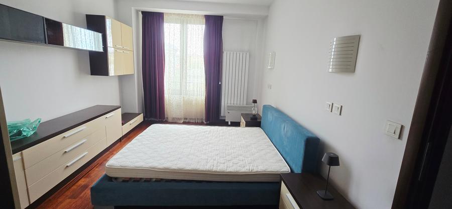 Apartament 2 camere superb 2 bai + parcare