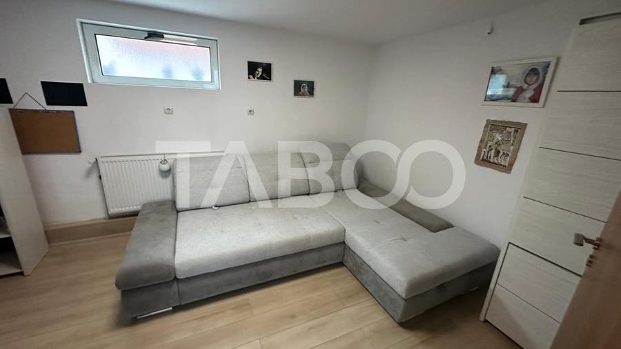 Casa cu 2 apartamente separate cu acces auto garaj Piata Cluj Sibiu