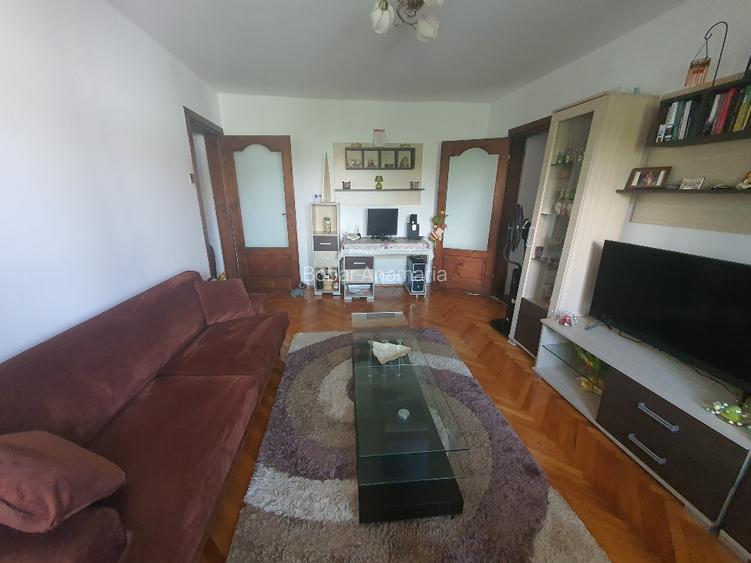 Proprietar, închiriez apartament 2 camere - 13