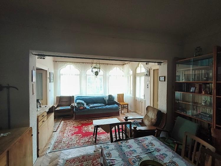 Casa D+P de vanzare in Busteni, 656 mp teren