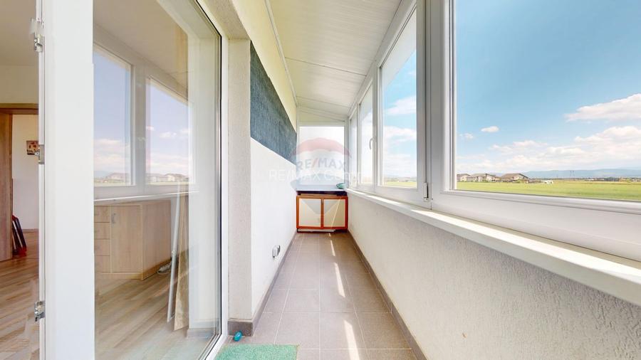 Apartament cu 2 camere de vânzare Sânpetru, cu loc de parcare - 13