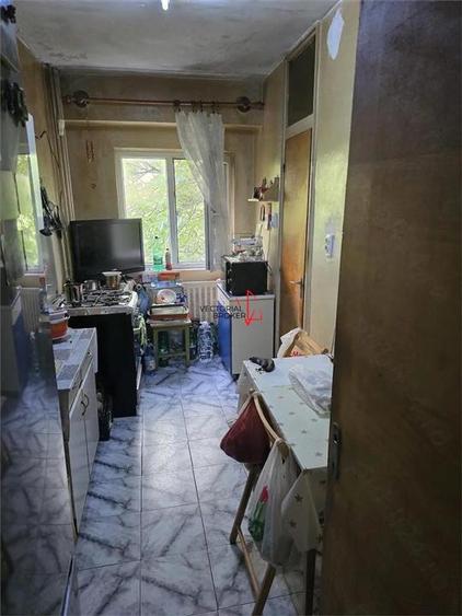 3 camere decomandate, etaj 2/8 - zona Tei