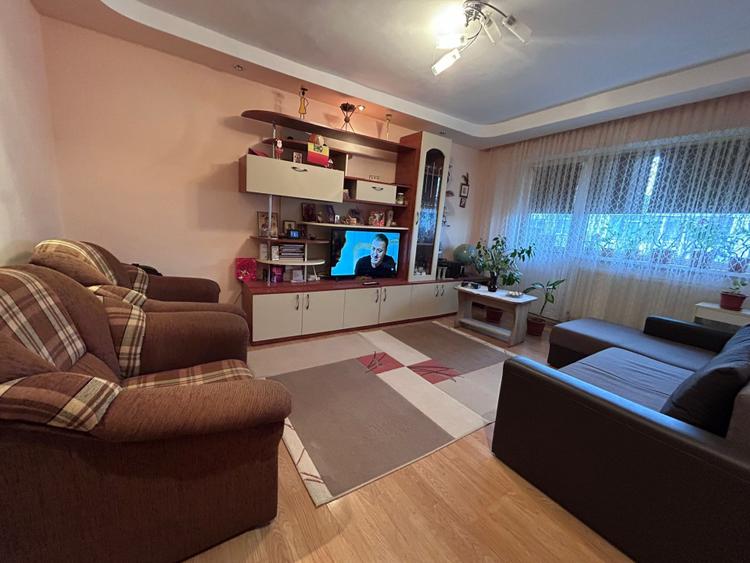 Apartament 2 camere confort 1 decomandat, zona Obor.
