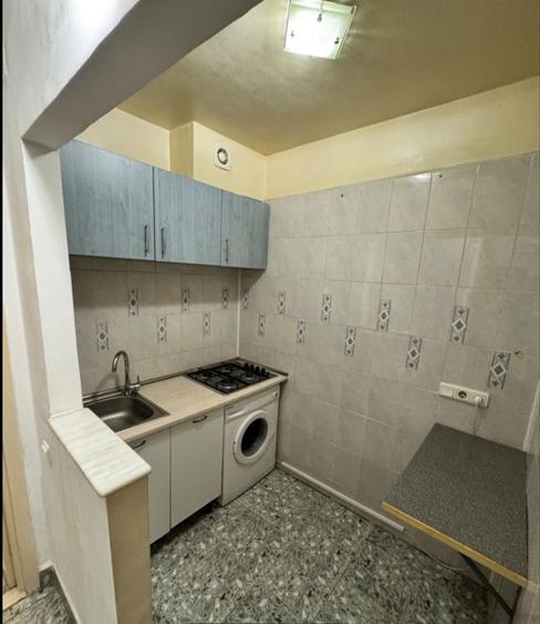 Garsoniera zona Abator - 63.500 euro (Cod E12)