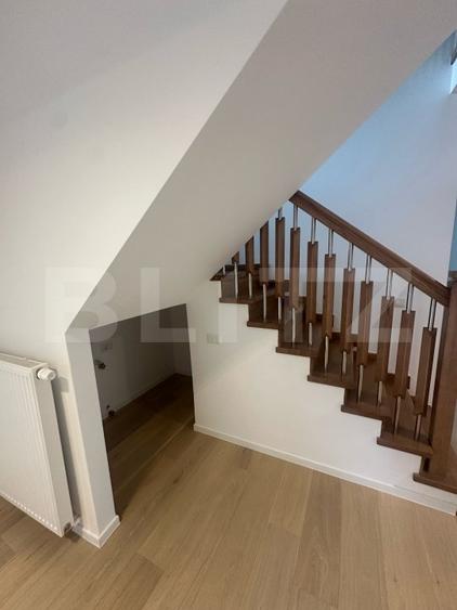 Casa individuala, cu 5 camere, 160 mp utili, zona Patrauti