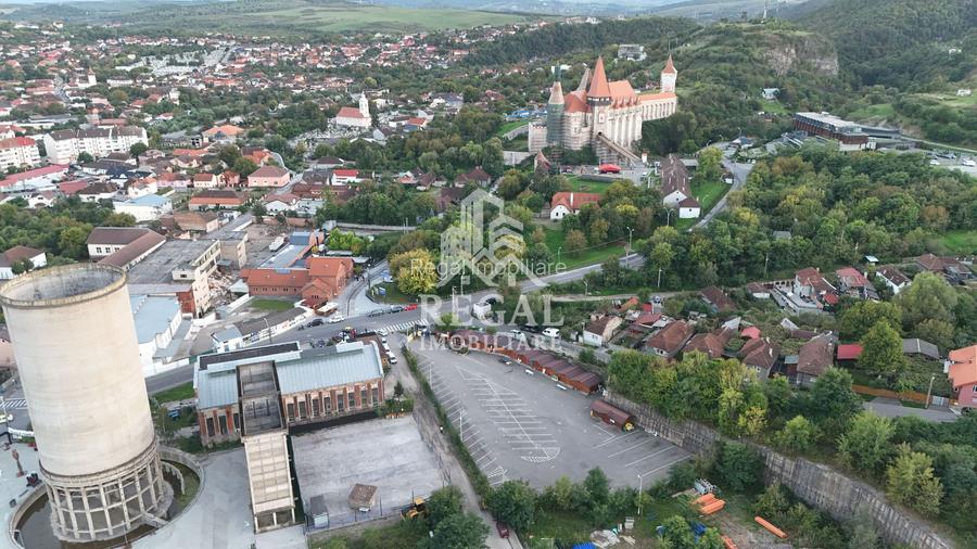 Oportunitate în zona Castelului Corvinilor – teren intravilan, 1.085mp - 3