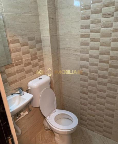 3 Camere de vanzare | Domenii | Metrou 1 Mai | Centrala Proprie