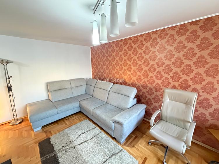 3 camere Esplanada Nicolina - bloc din 1990 - 8