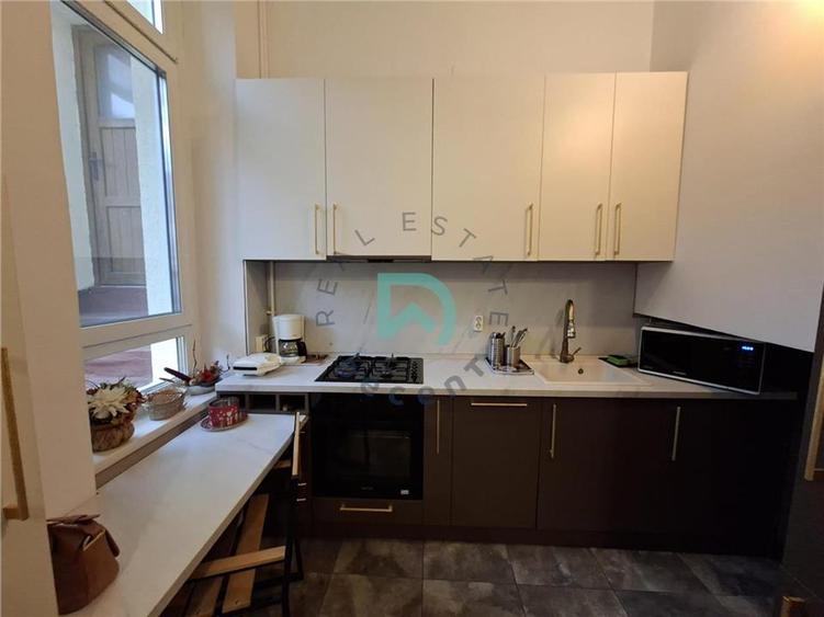 Apartament  la casa 3 camere, Bd. 15 Noiembrie