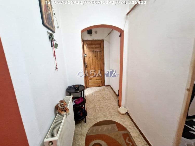 Apartament 3 camere, situat in Targu-Carbunesti, Str Petrolistilor