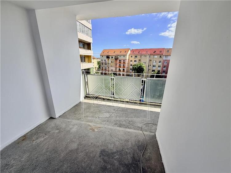 Apartament 2 camere decomandat, balcon, 60 mp - Mihai Viteazu, Sibiu