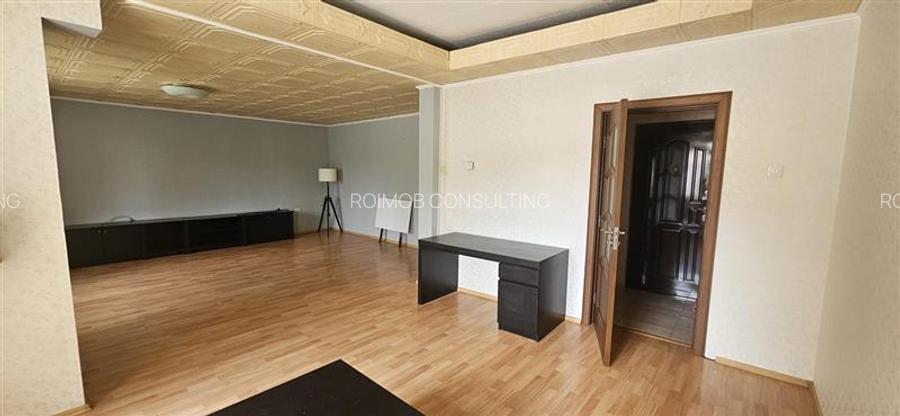 Apartament 3 camere in vila etajul 1+2 camere amenajate la mansarda, zona Emines - 11