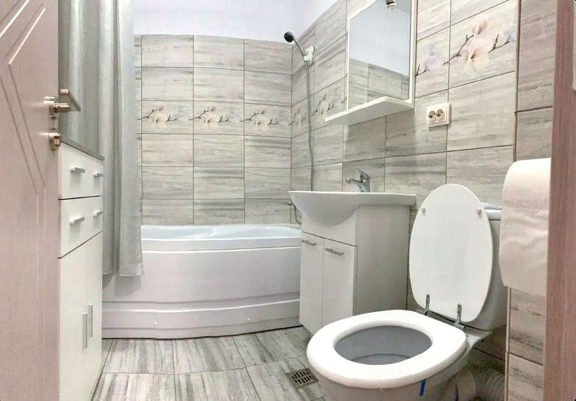 🏡 Închiriez Apartament cu 3 camere, bloc nou, parcare inclusă, vedere Parc Teil