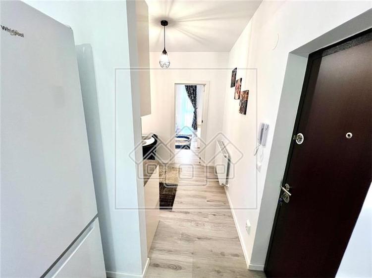 Ap. 2 camere, balcon, bloc nou, lift, loc parcare - City Residence