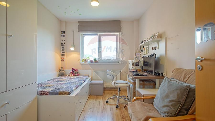 Apartament decomandat 3 camere, 2 băi și parcare – Pietonala Răcădău - 12