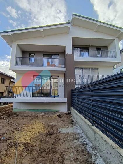 Unitate Duplex, 172 mp, Floresti
