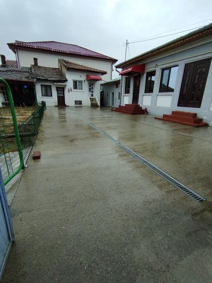 Casa de vanzare, 200 mp, zona Nicolae Romanescu