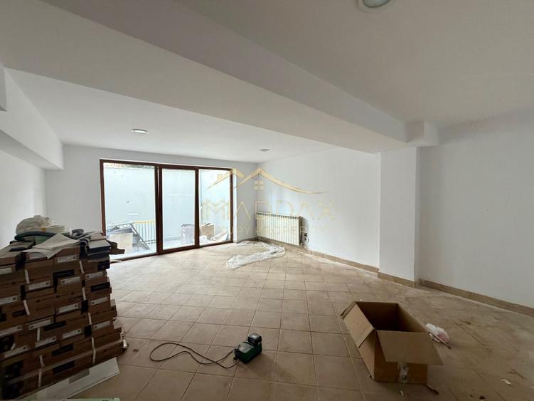 Vila Premium *800mp* // teren *963mp* / garaj cu 6 locuri* // Iancu Nicolae