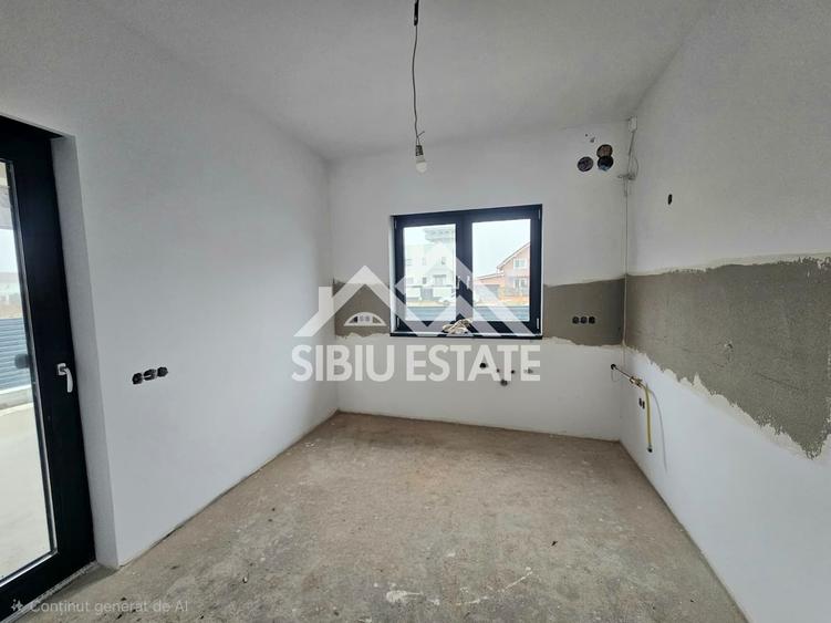 CASA PE UN NIVEL CU PIVNITA, Casa NOUA 4 camere