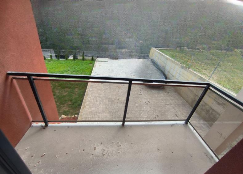 Casa individuala 172mp utili, 440mp teren, aproape de transport Dezmir