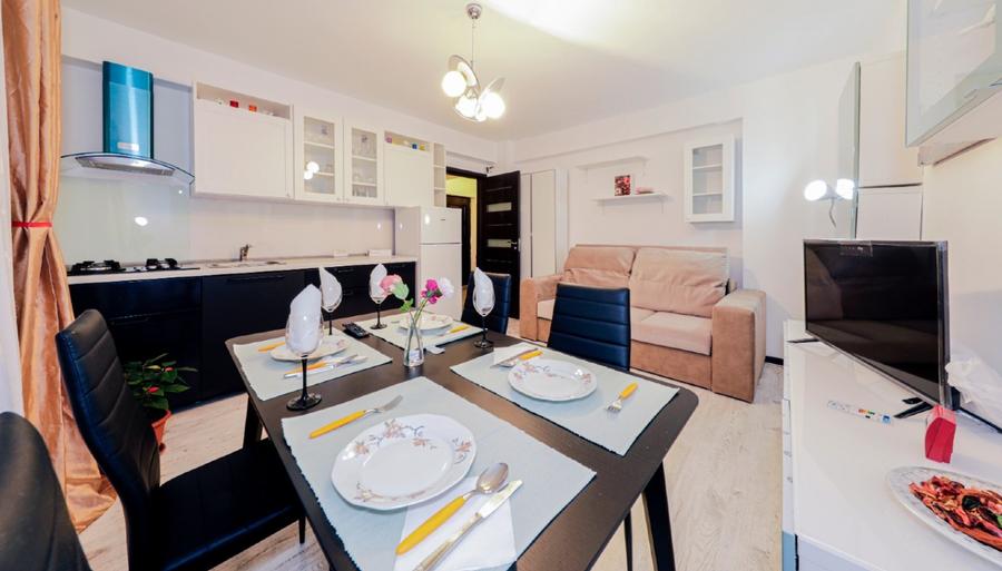 Închiriez apartament 3 camere