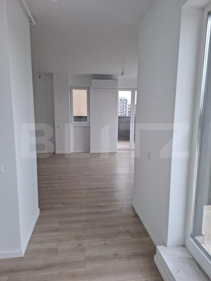 Penthouse cu 3 camere, 76,42 mp, 3 terase, zona Torontalului-Boxa cadou