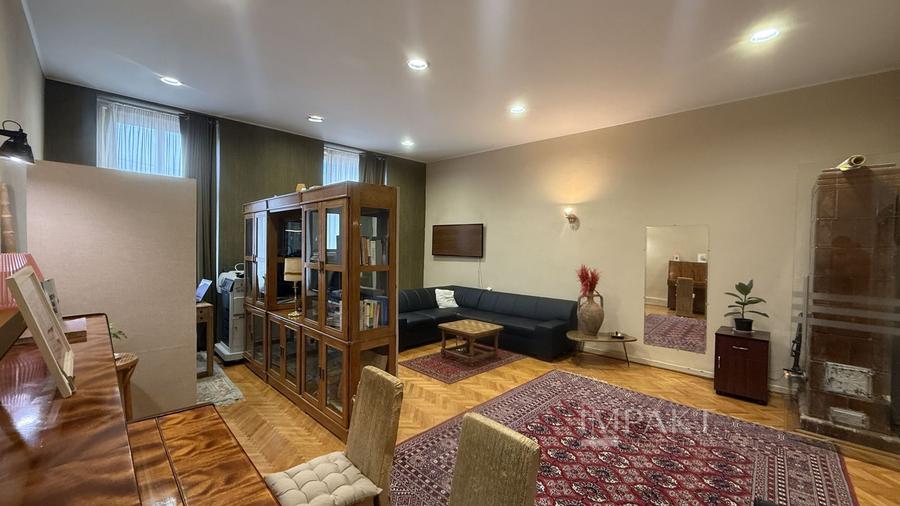 Apartament spatios cu 2 camere decomandat in centrul orasului
