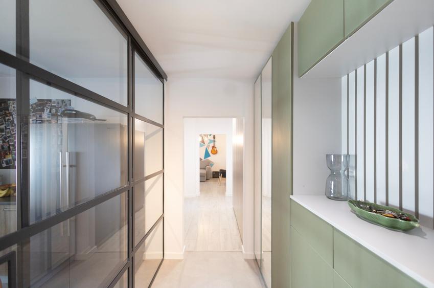 8 min Metrou, Decebal Th Sperantia, etaj 6, mobilat utilat, renovat ,parcare ADP