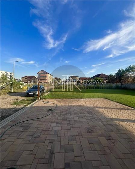 2025 | Vila duplex noua 4 camere + mansarda | Curte libera 400 mp | OTOPENI