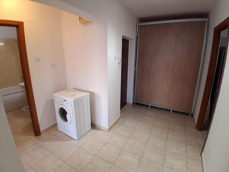 Apartament cu 2 camere decomandat Cartier Dream Village Cod 161046