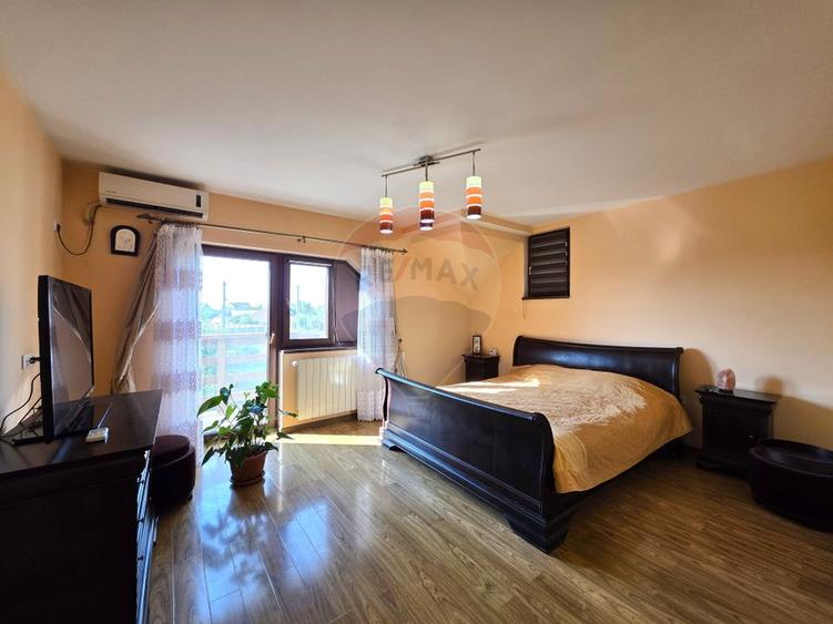 Casă / Vilă cu 4 camere de vânzare Spataru jud.Buzau