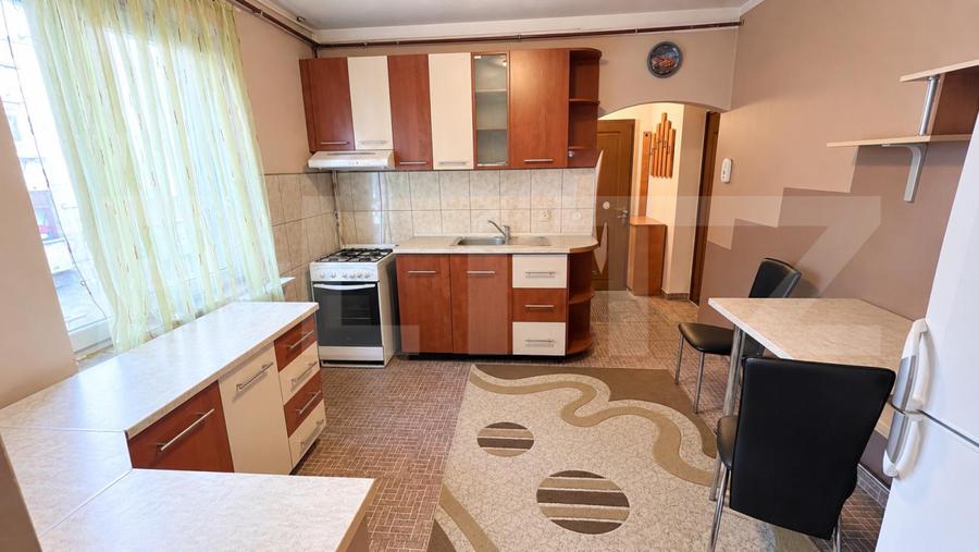 Apartament de vânzare - 2 camere, zona Gojdu