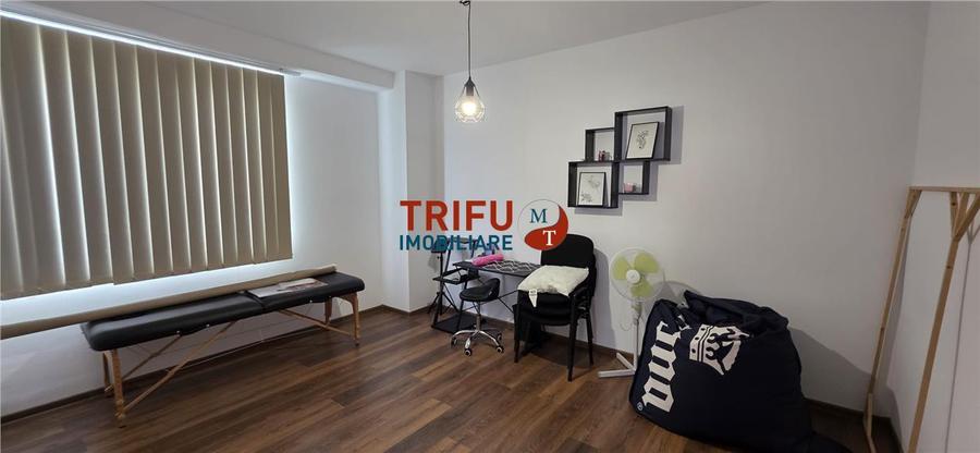 Apartament cu 3 camere,terasa si garaj
