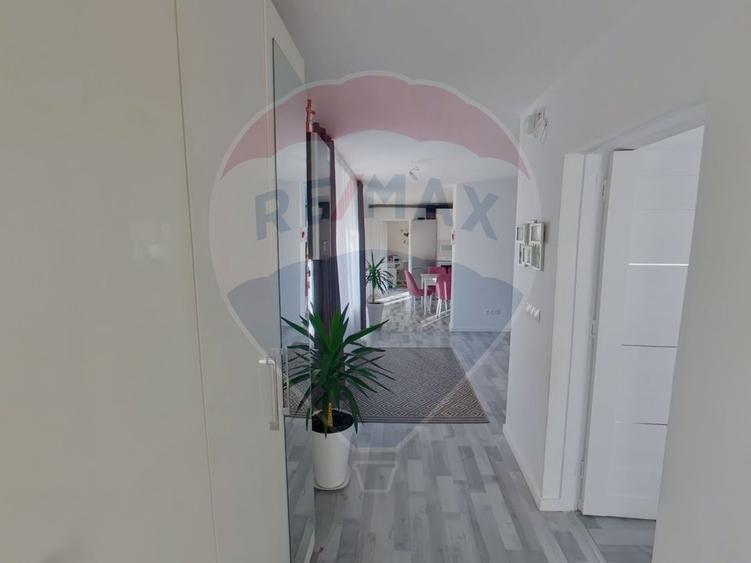 Casă cu 6 camere,  pe strada Balc Vodă