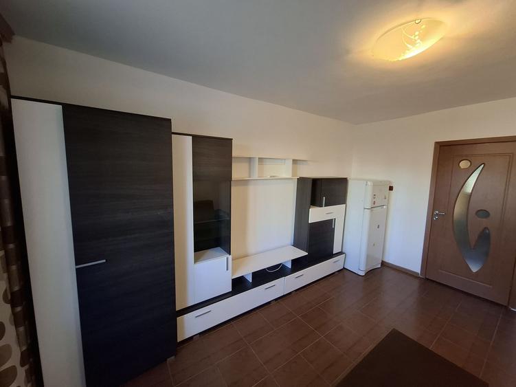 Garsonieră renovată Poarta 6