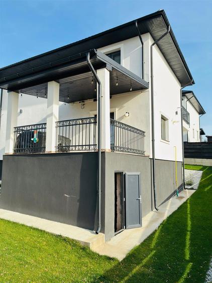 Vila 5 camere D+P+1E 775mp terenlanga padure - Valea Lupului