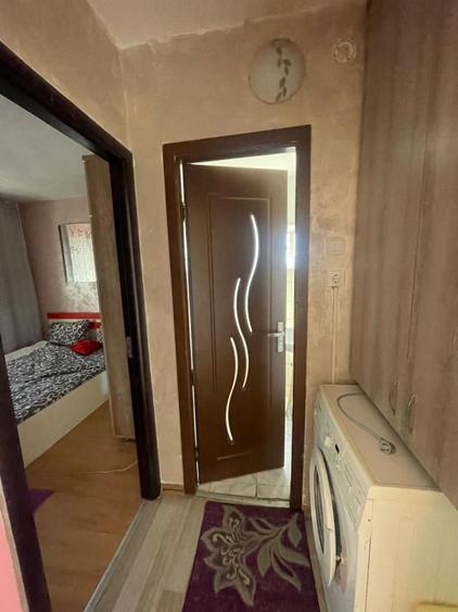 Apartament cu 2 camere, 36.63 mp,pretabil regim hotelier, zona Craiovita - Niela