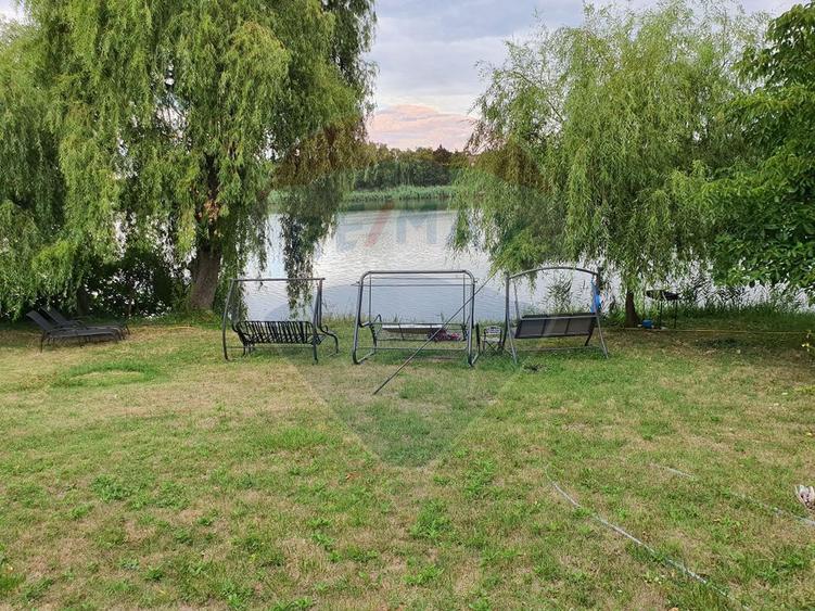 Casă / Vilă cu 11 camere de vânzare