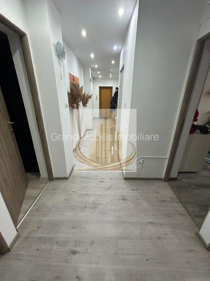 Apartament 5 camere 100mp Zona Padurea Verde - 3