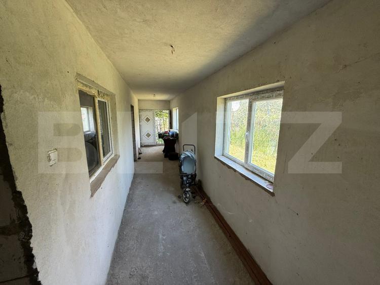 Casa P+E, 110 mp utili, 700 mp teren, zona Sat Jiului