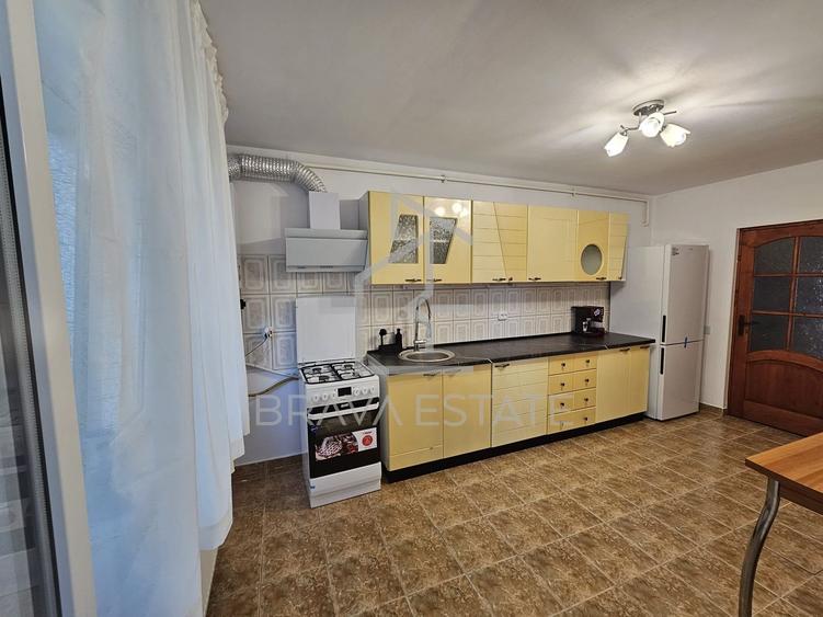 Apartament 3 camere, 100mp, 2 băi, 2 balcoane, 2 parcări, str Pădurii